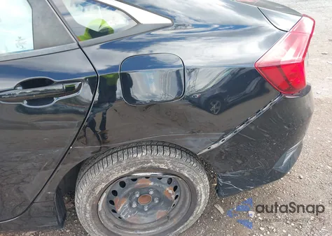 2018 Honda Civic Lx z USA, uszkodzony, nr VIN 2HGFC2F51JH520139